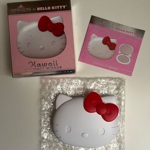 Impressions Vanity Hello Kitty Kawaii Battery Compact Mirror